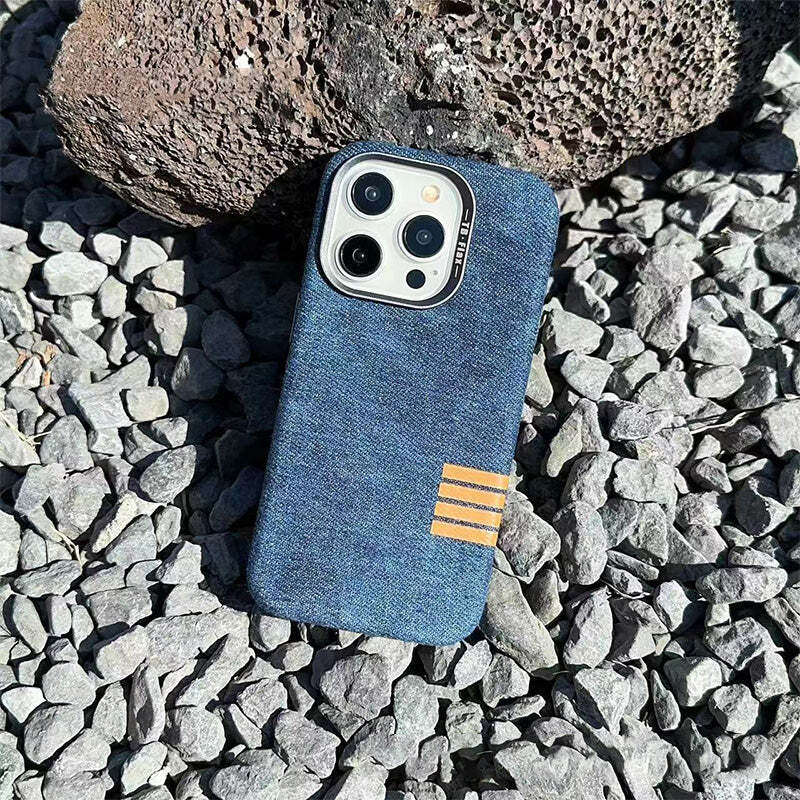Magnetic Linen Case